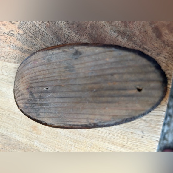 Vintage Hand-carved Wooden Shoe Made in Poland . Engraved “eye of the sea” . - Picture 5 of 7